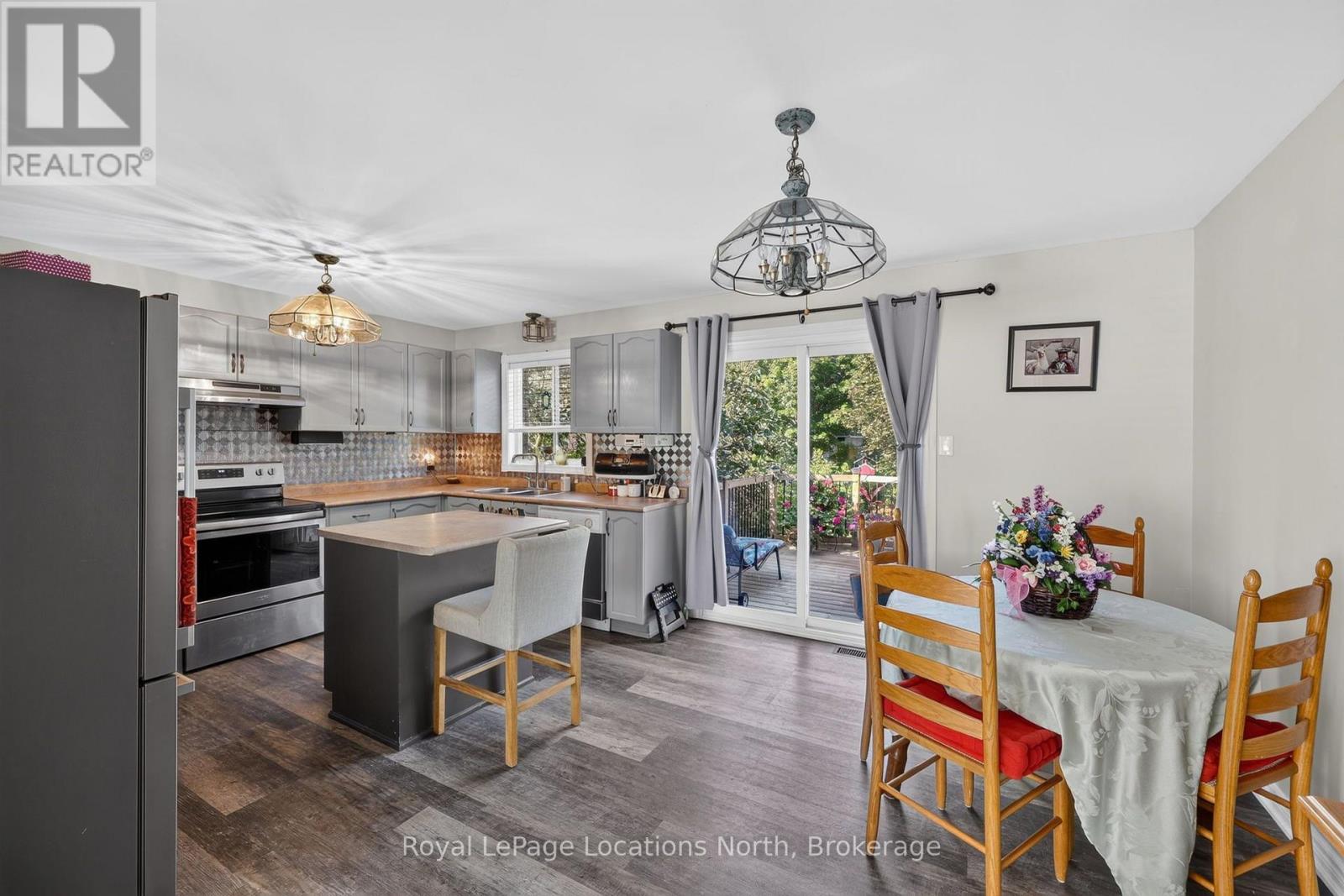 66 ROYAL BEECH DRIVE - Image 14