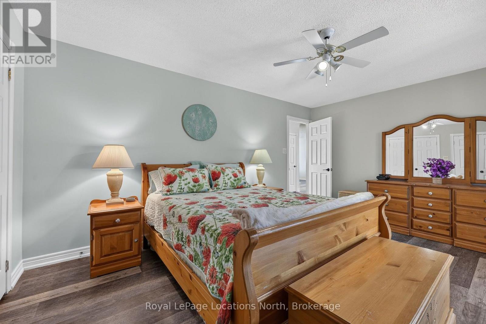 66 ROYAL BEECH DRIVE - 18