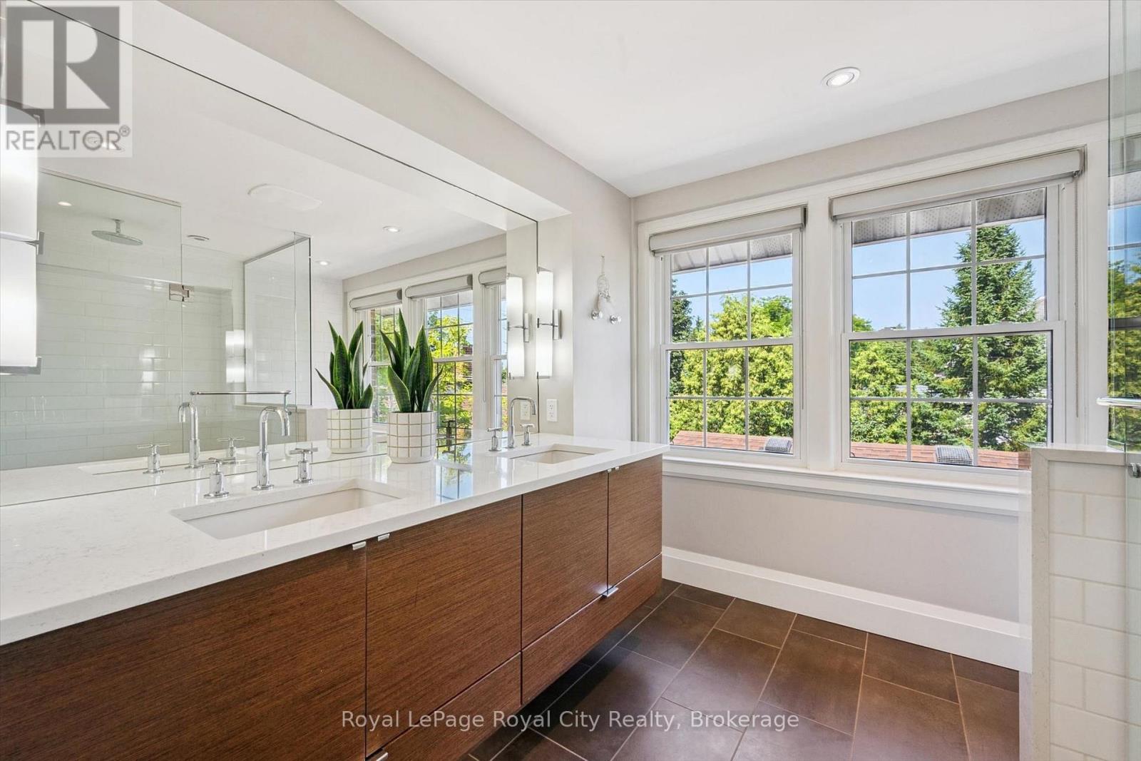 1 BARBER AVENUE - Image 19