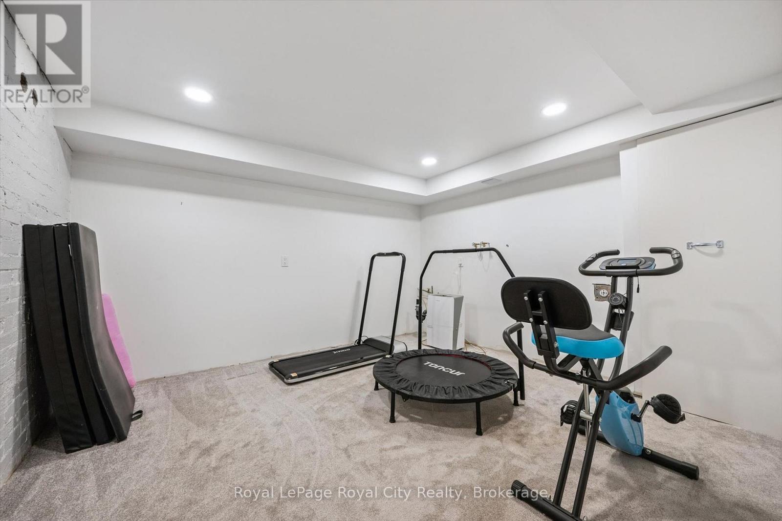 1 BARBER AVENUE - Image 24
