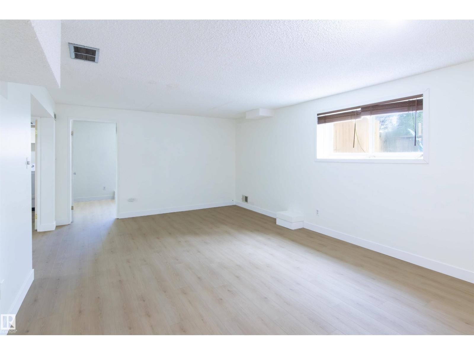 4903 11A AV NW - Image 24