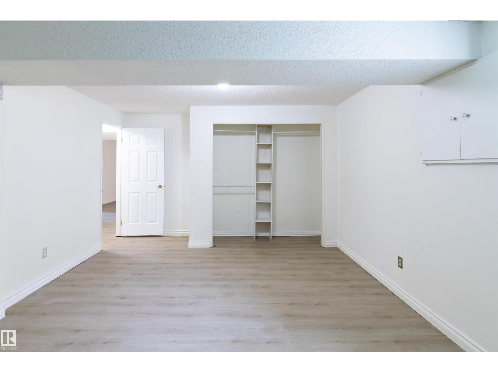 4903 11A AV NW - Image 25
