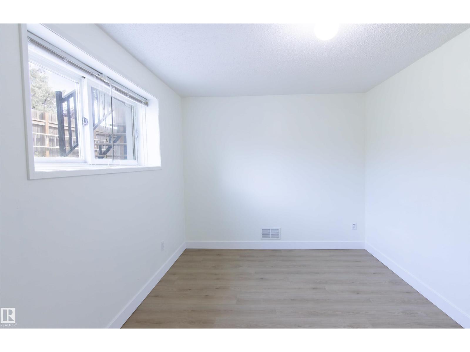 4903 11A AV NW - Image 27
