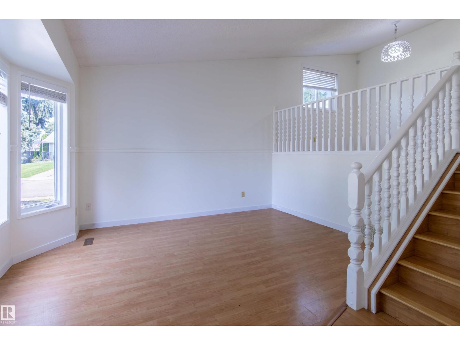 4903 11A AV NW - Image 5