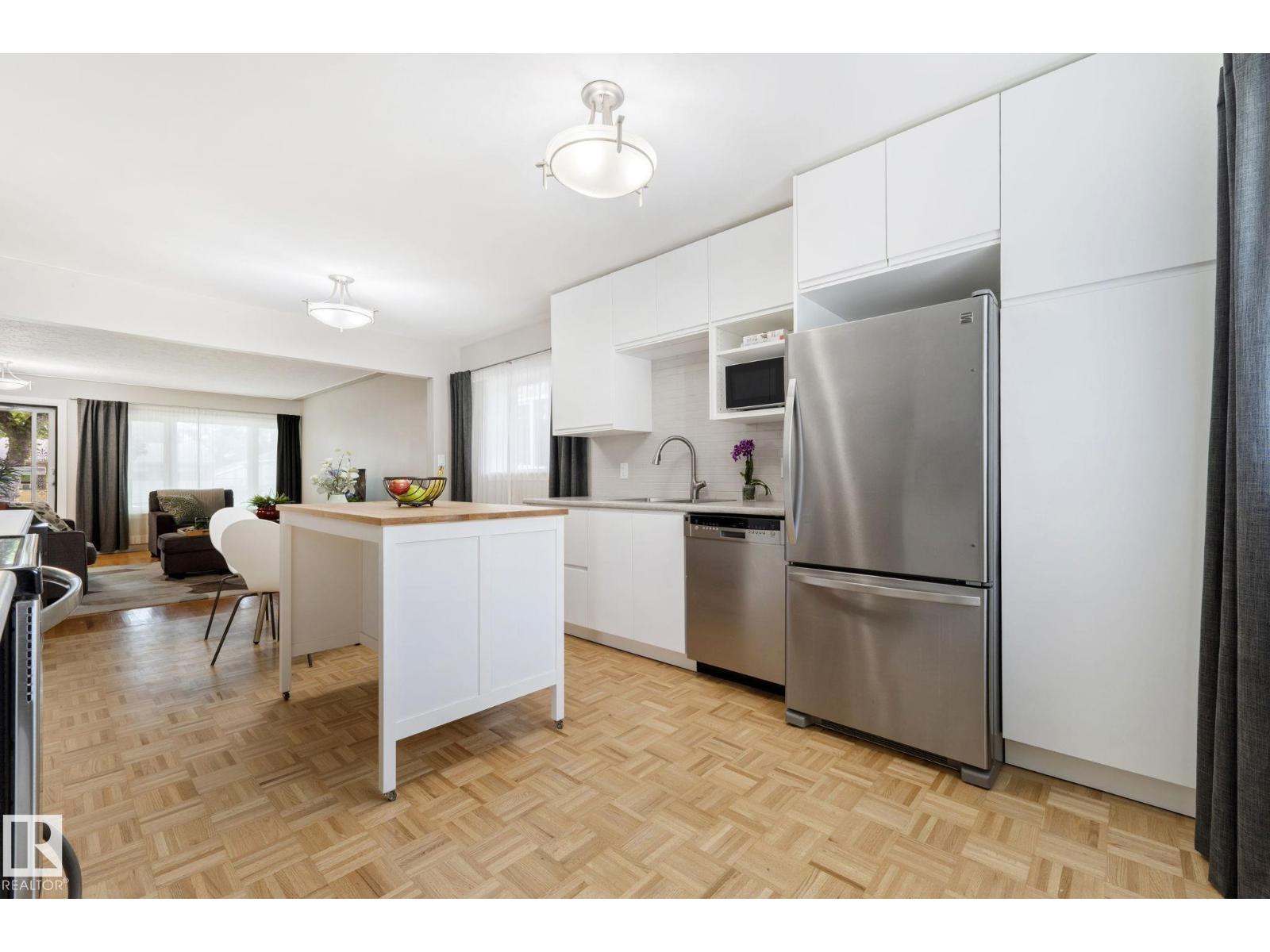 12030 56 ST NW - 15