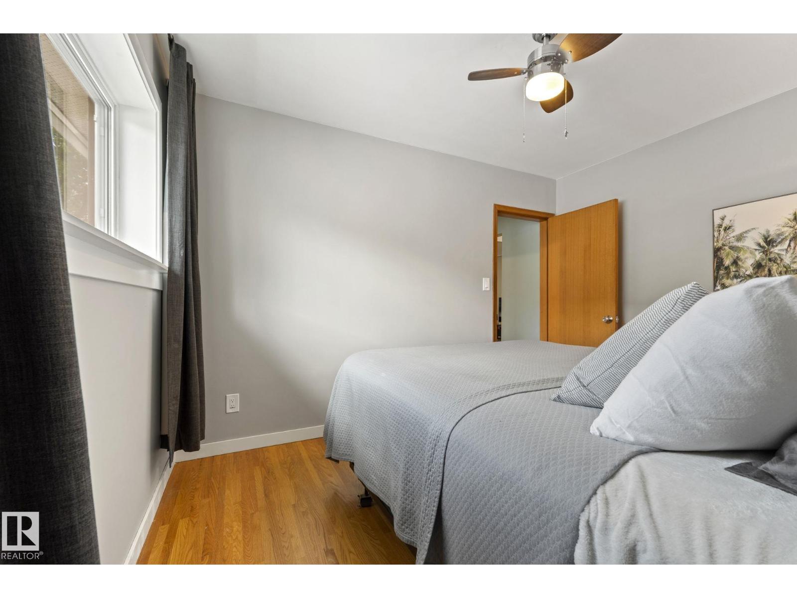12030 56 ST NW - 25