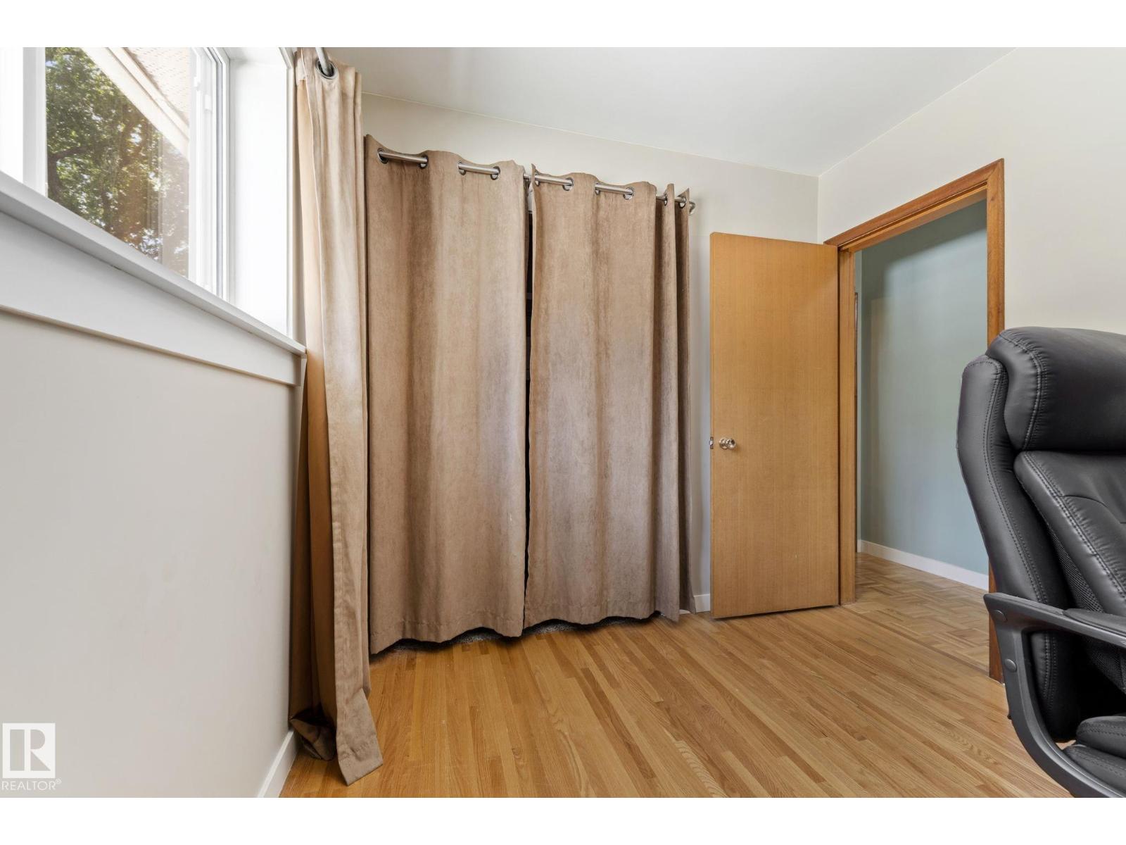 12030 56 ST NW - Image 28