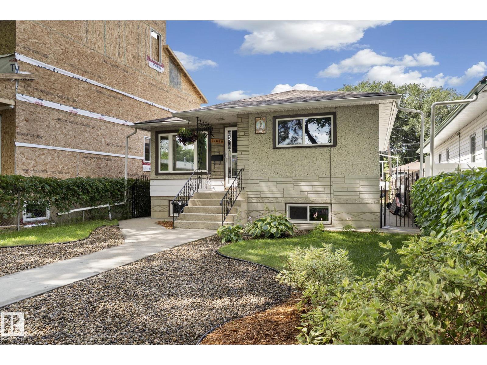 12030 56 ST NW - Image 4