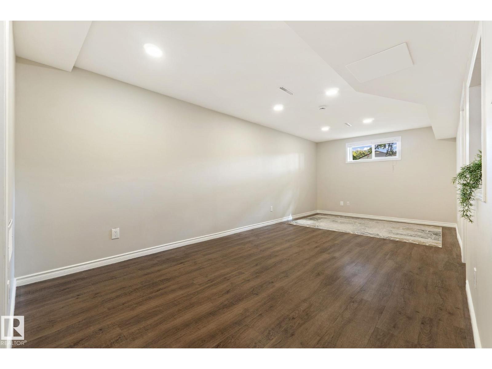 12030 56 ST NW - Image 41