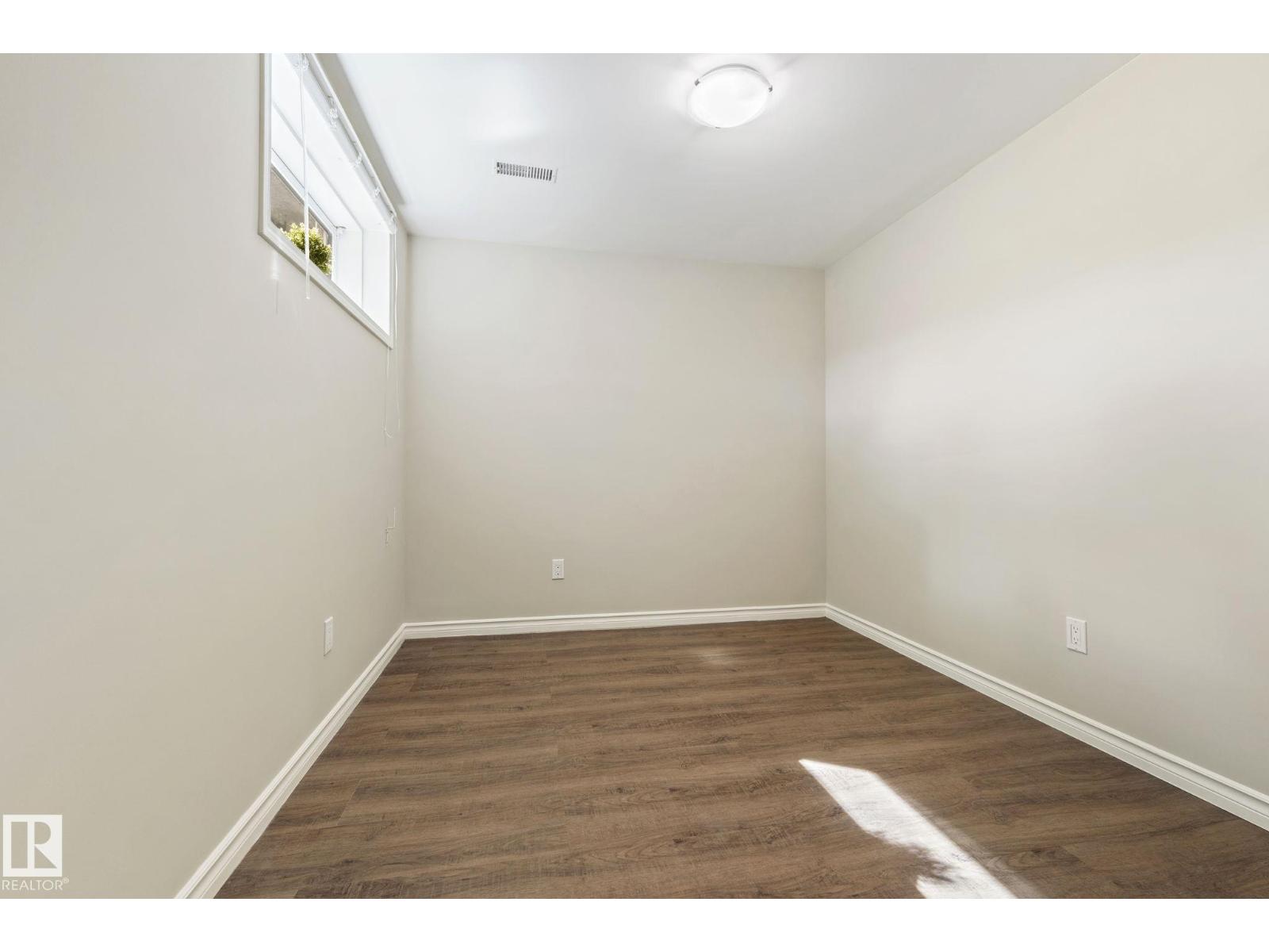 12030 56 ST NW - 49
