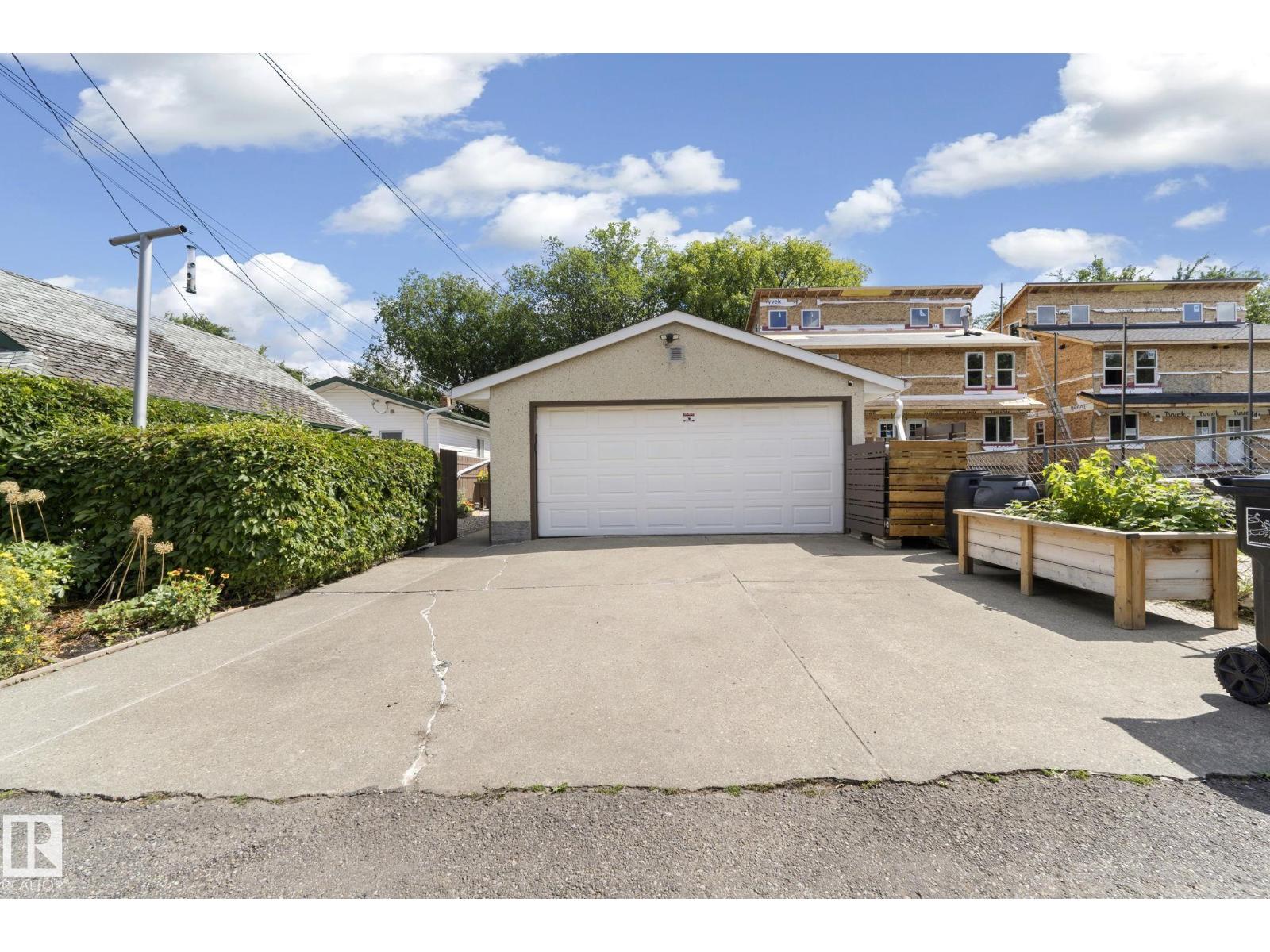 12030 56 ST NW - Image 59