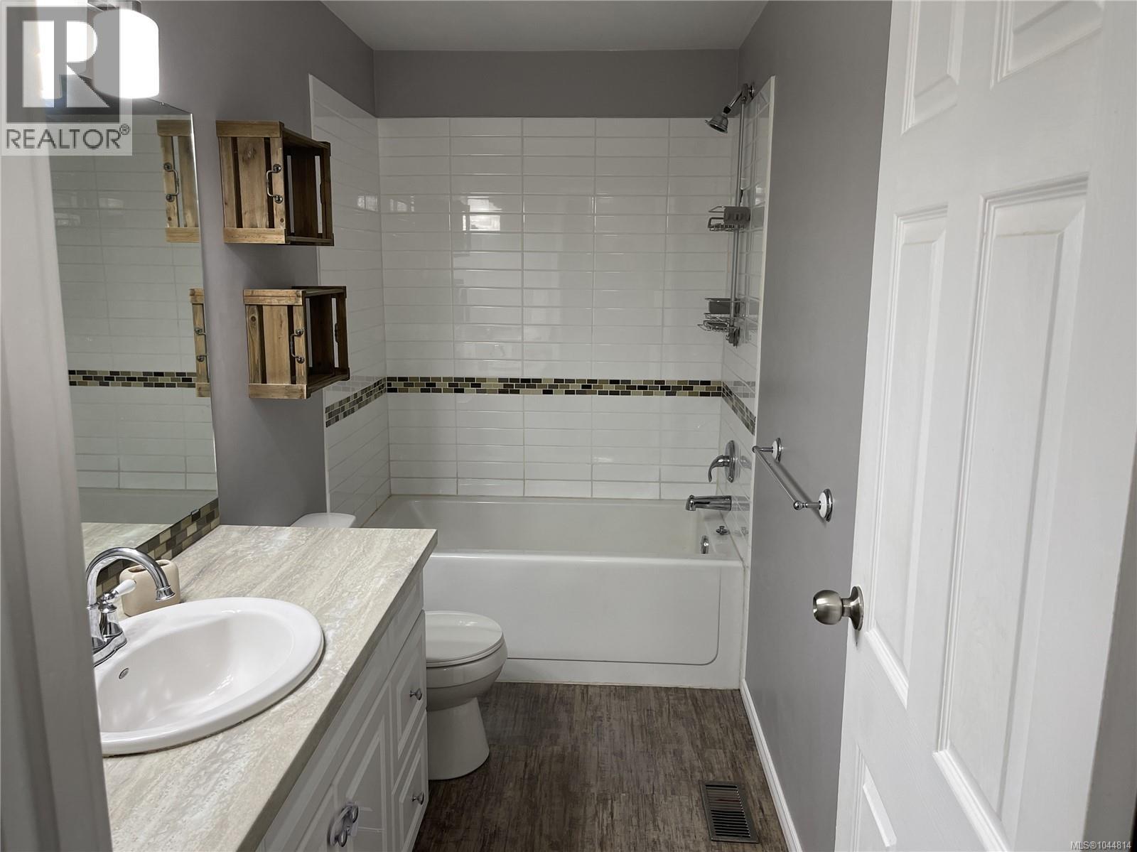 3731 Fowlie Cres - 17
