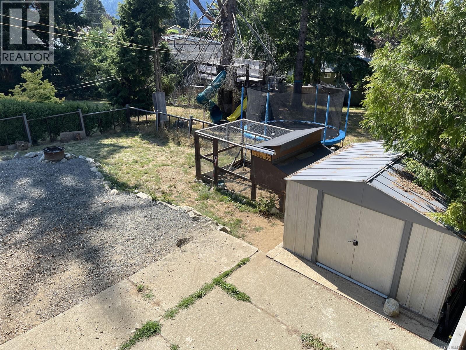 3731 Fowlie Cres - 24