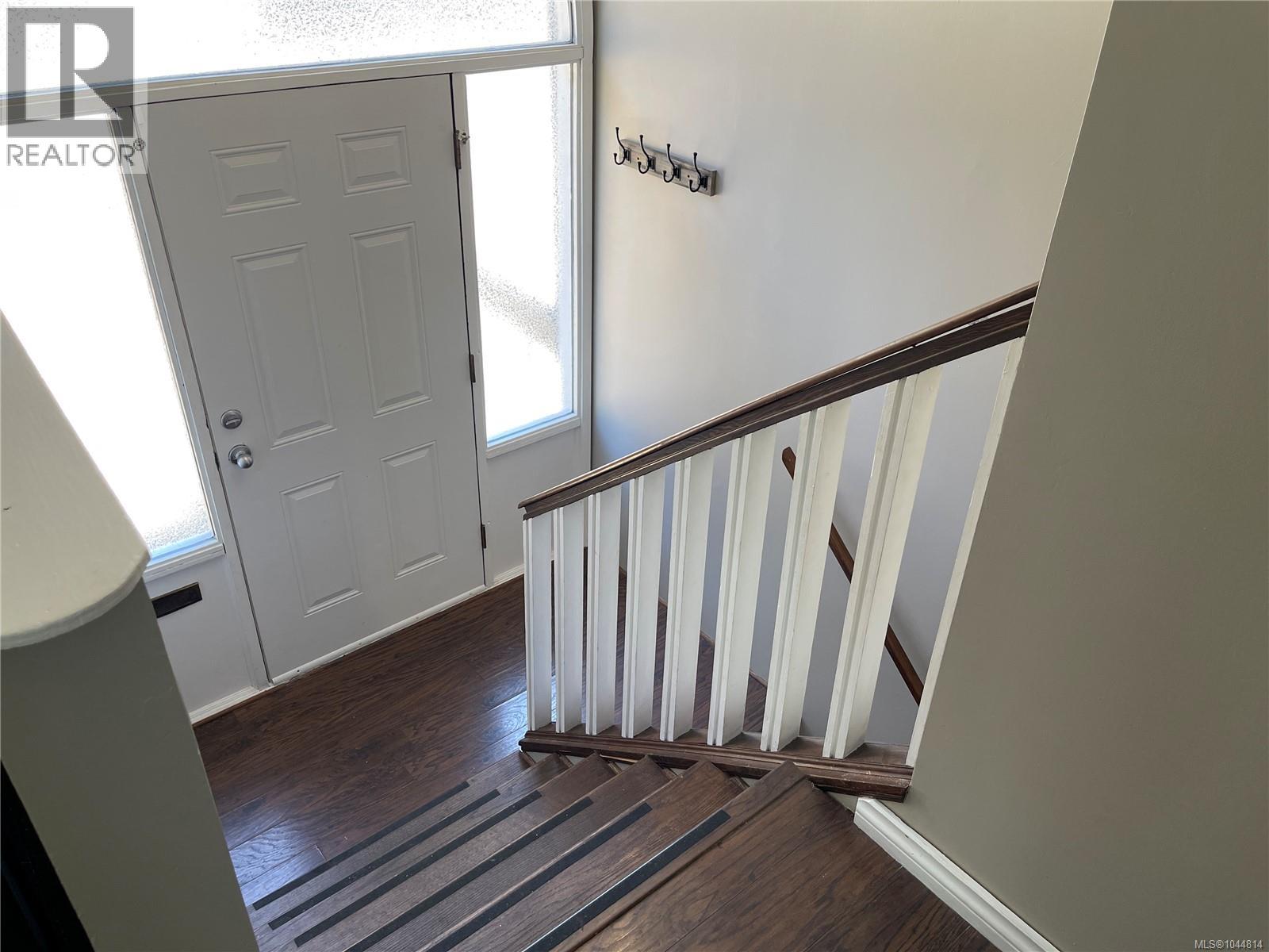 3731 Fowlie Cres - Image 3
