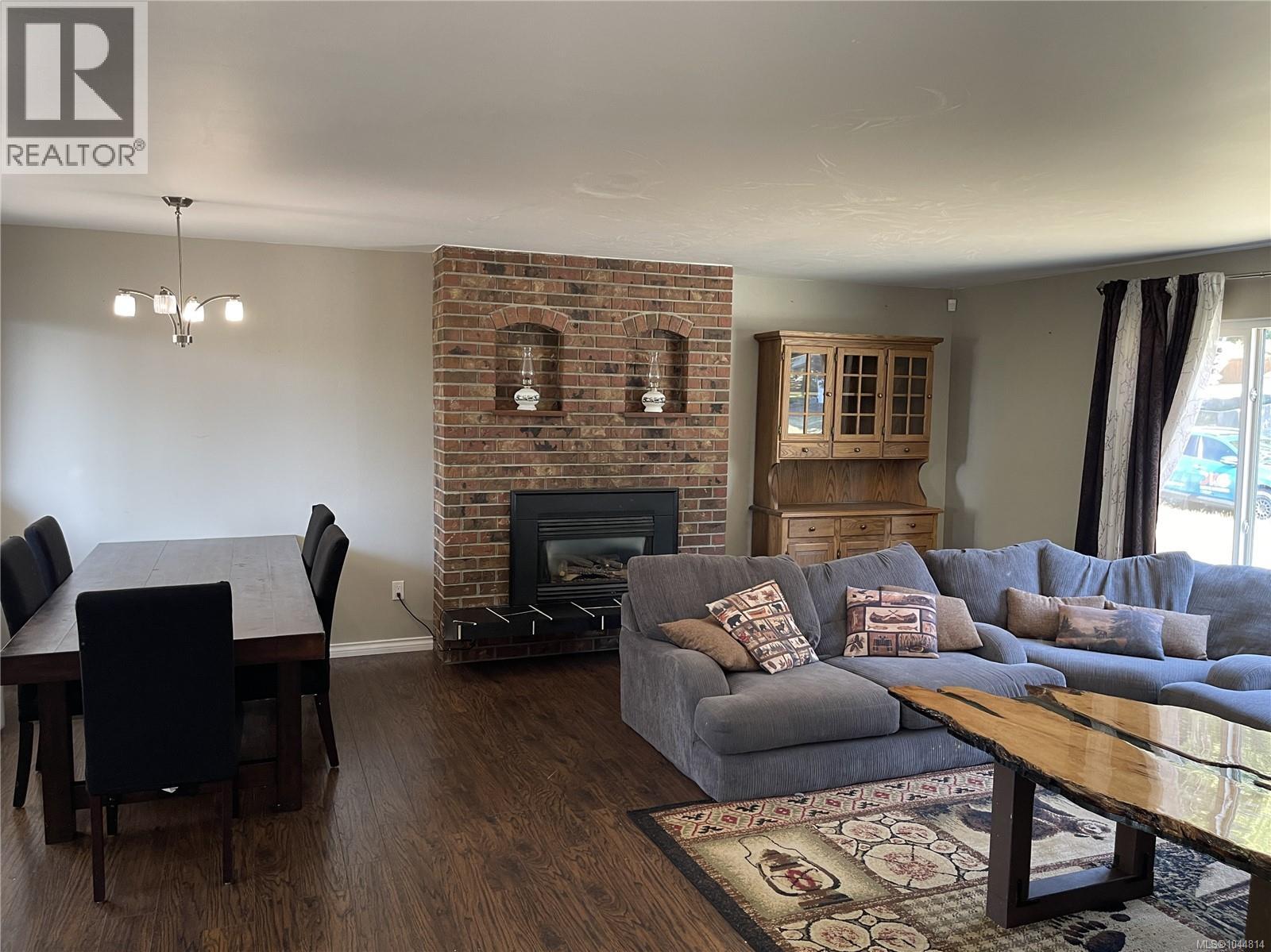 3731 Fowlie Cres - 6