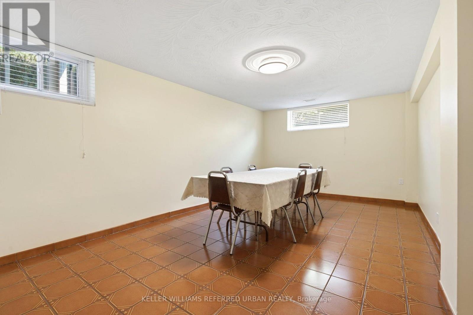 19 GROVERDALE ROAD - 24