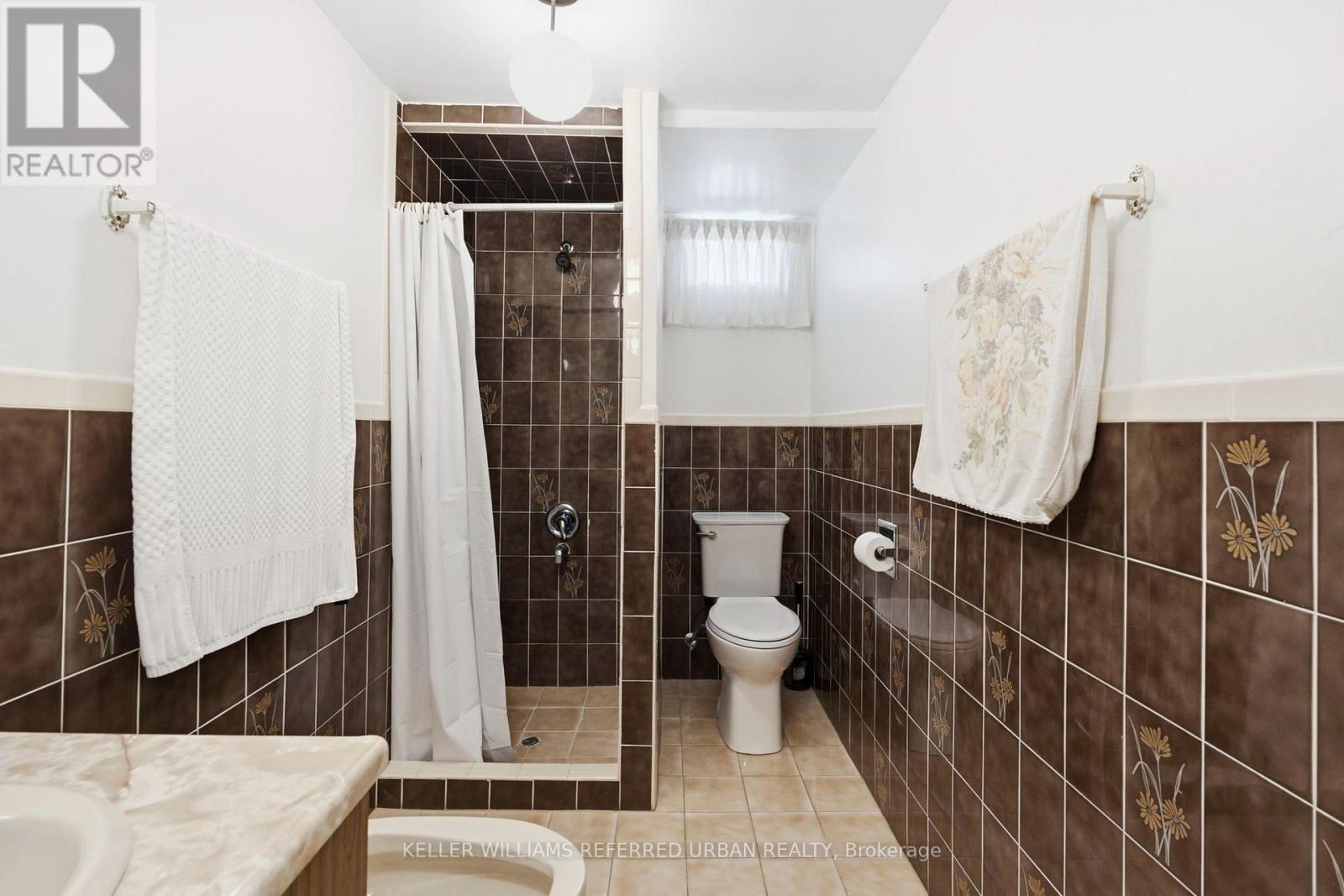 19 GROVERDALE ROAD - 26