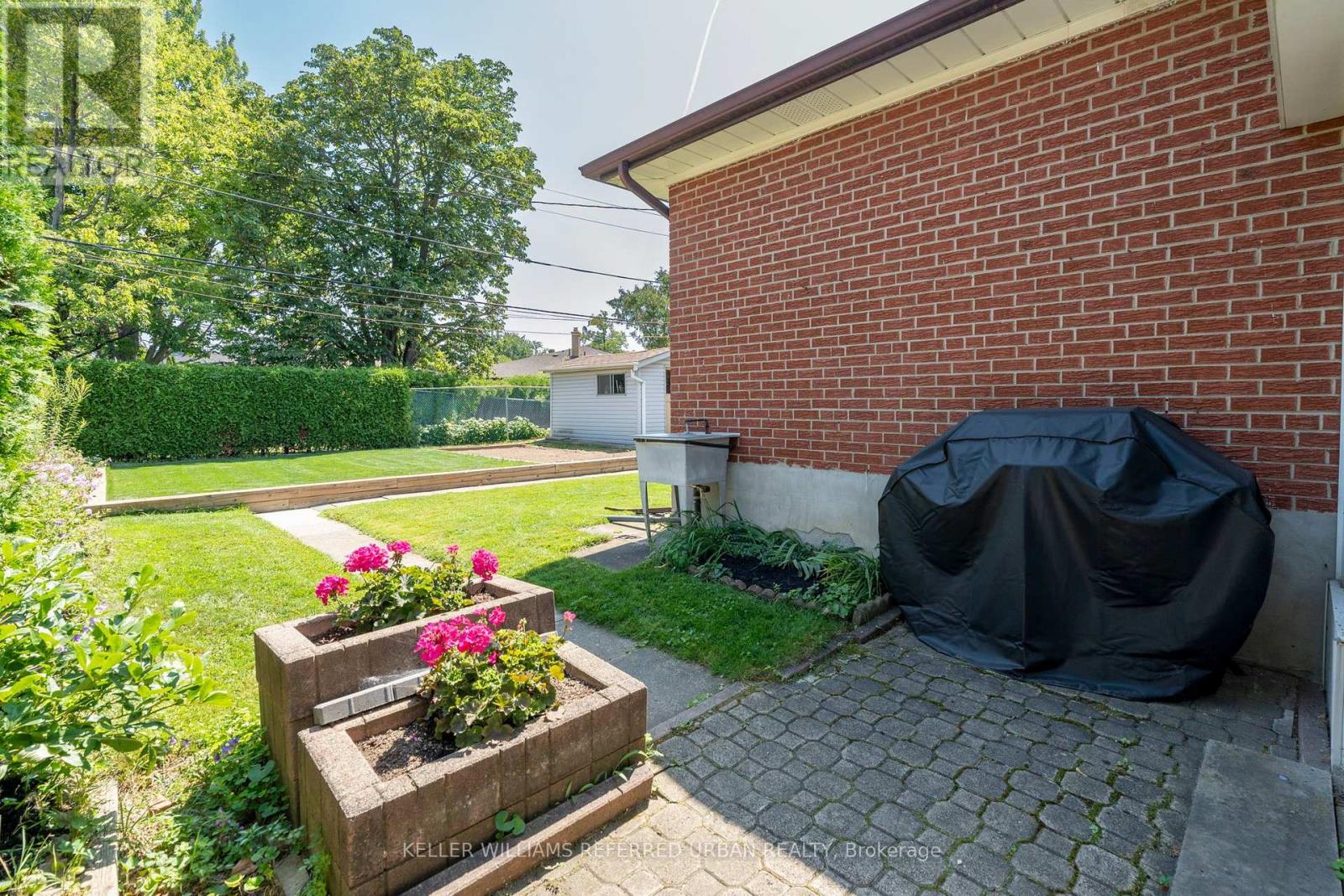 19 GROVERDALE ROAD - 34