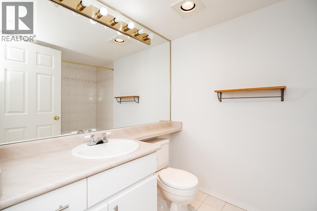 3 Bed, 2 Bath House for Sale in Coquitlam – 2004 1199 EASTWOOD STREET, Coquitlam – MLS# R3151833 - Image 33