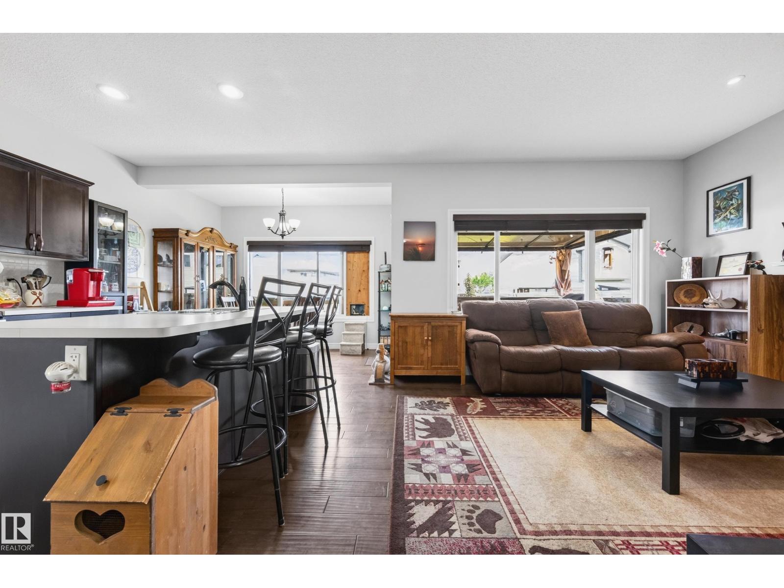 58 WOODBRIDGE LI - 7
