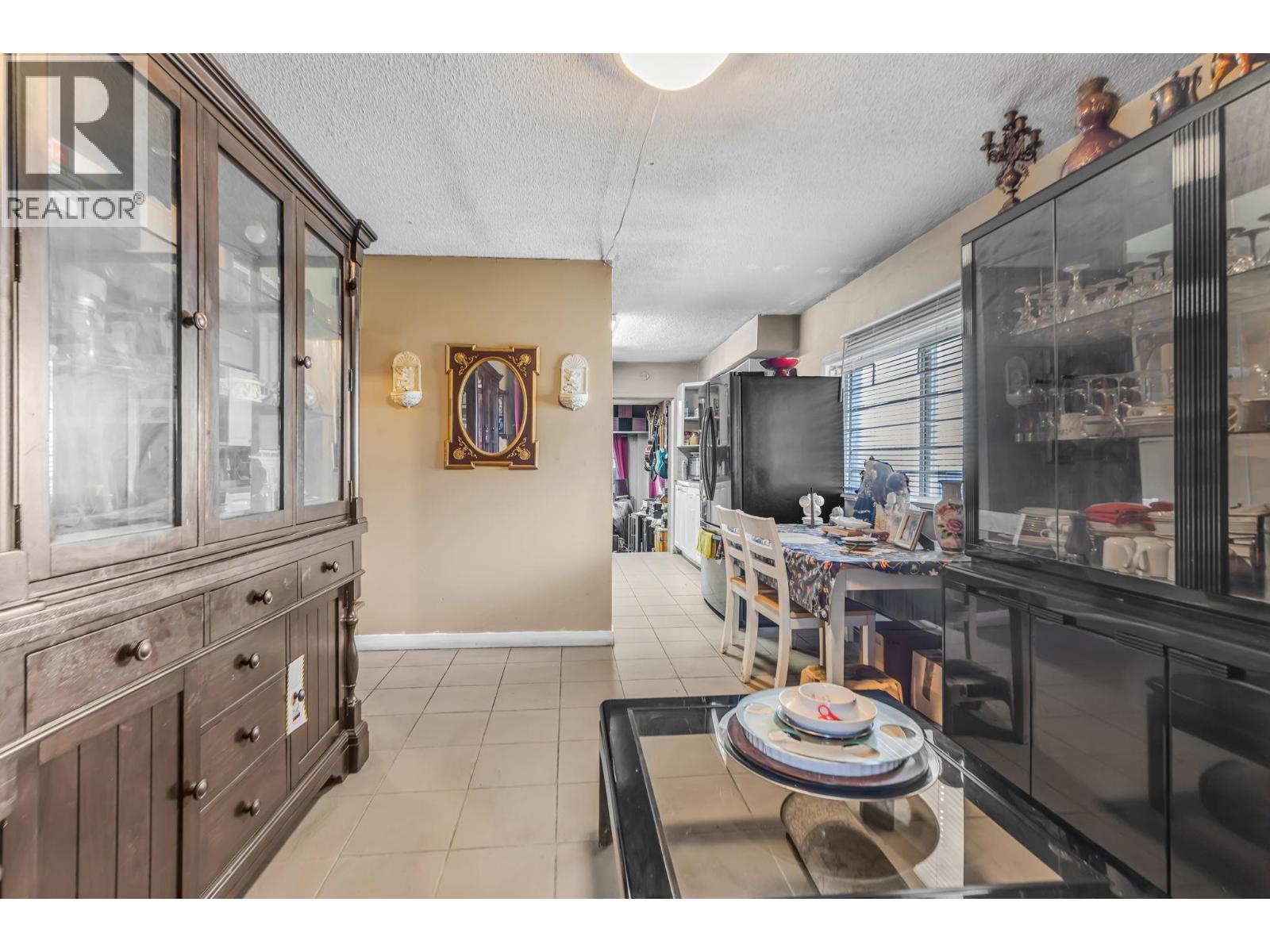 2141 MARINE WAY, New Westminster