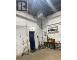 E - 866 Phillip Street, Sarnia, ON N7T1Z6 Photo 6