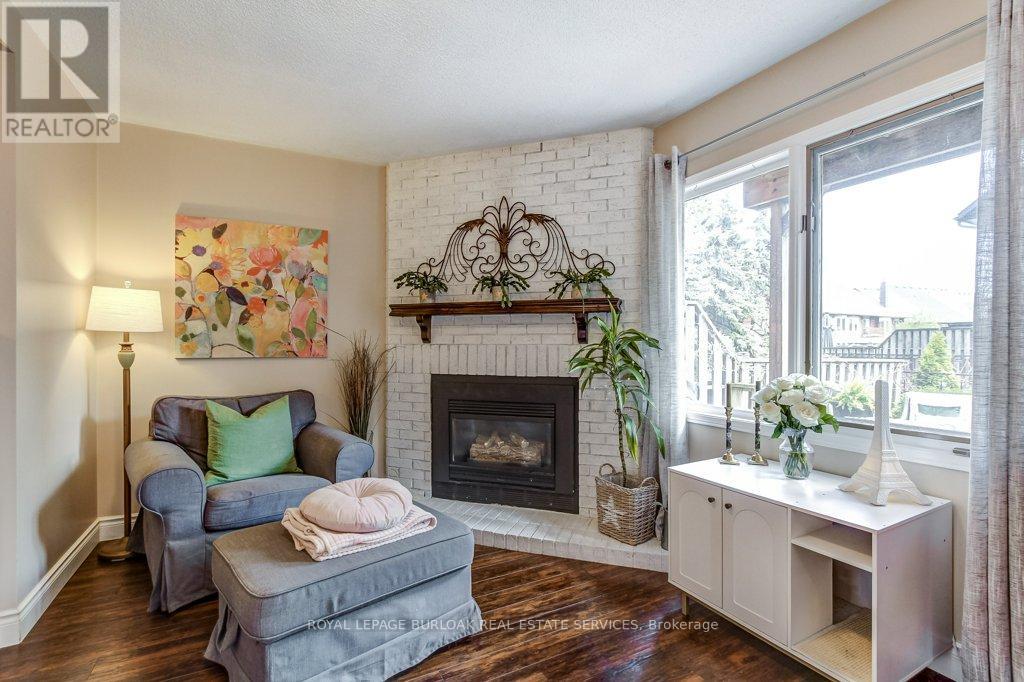 4 EDGEWATER DRIVE - 14