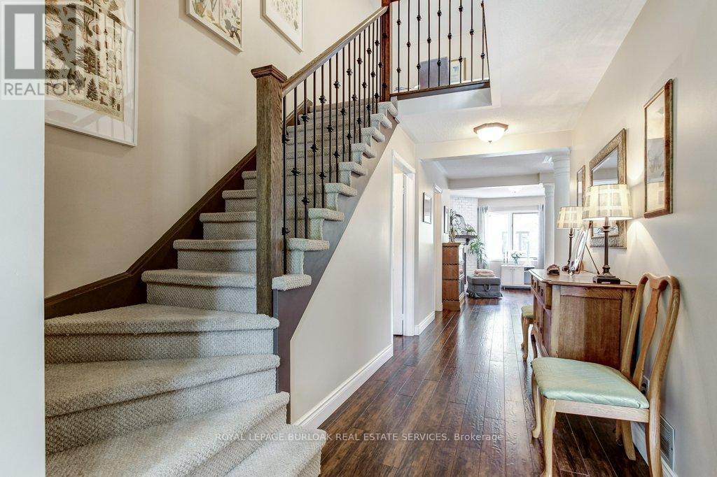 4 EDGEWATER DRIVE - 4
