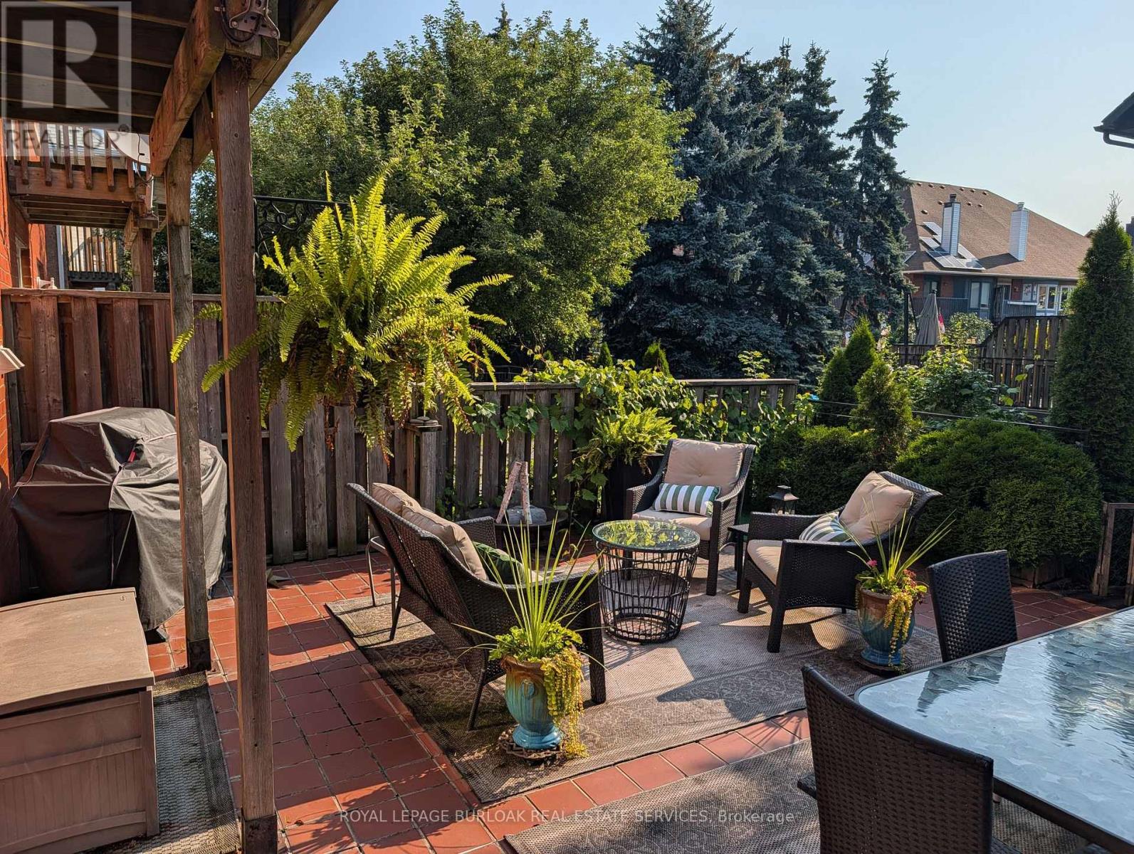 4 EDGEWATER DRIVE - 49