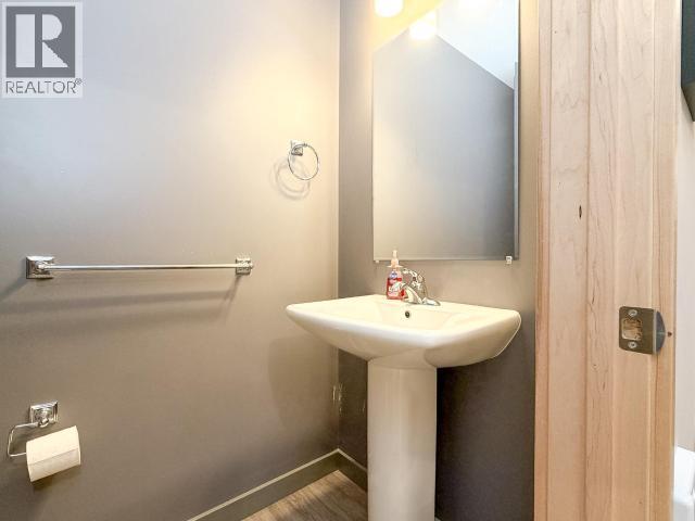 12-35 GLEANER AVENUE - 15