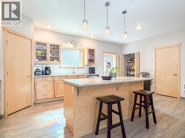 12-35 GLEANER AVENUE - 11