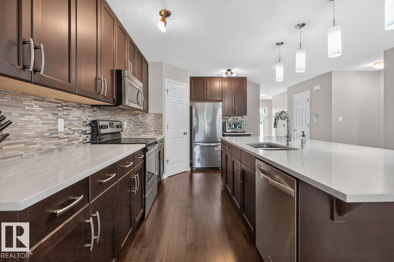 5495 CRABAPPLE LO SW - 6
