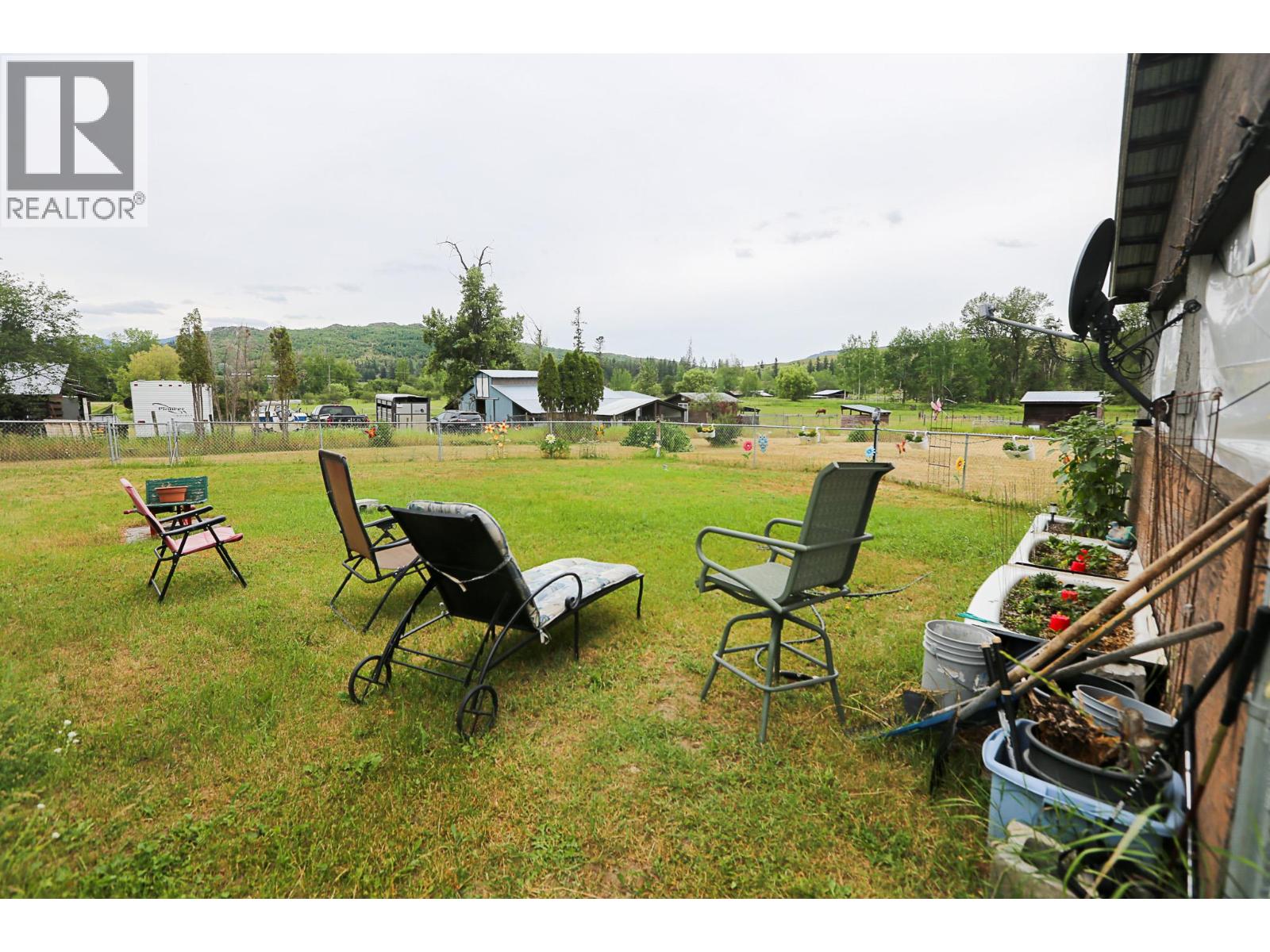 4079 Dixon Mountain Road - 4