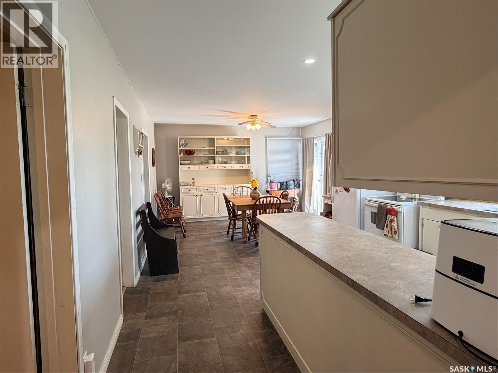 252 Railway AVENUE - 13