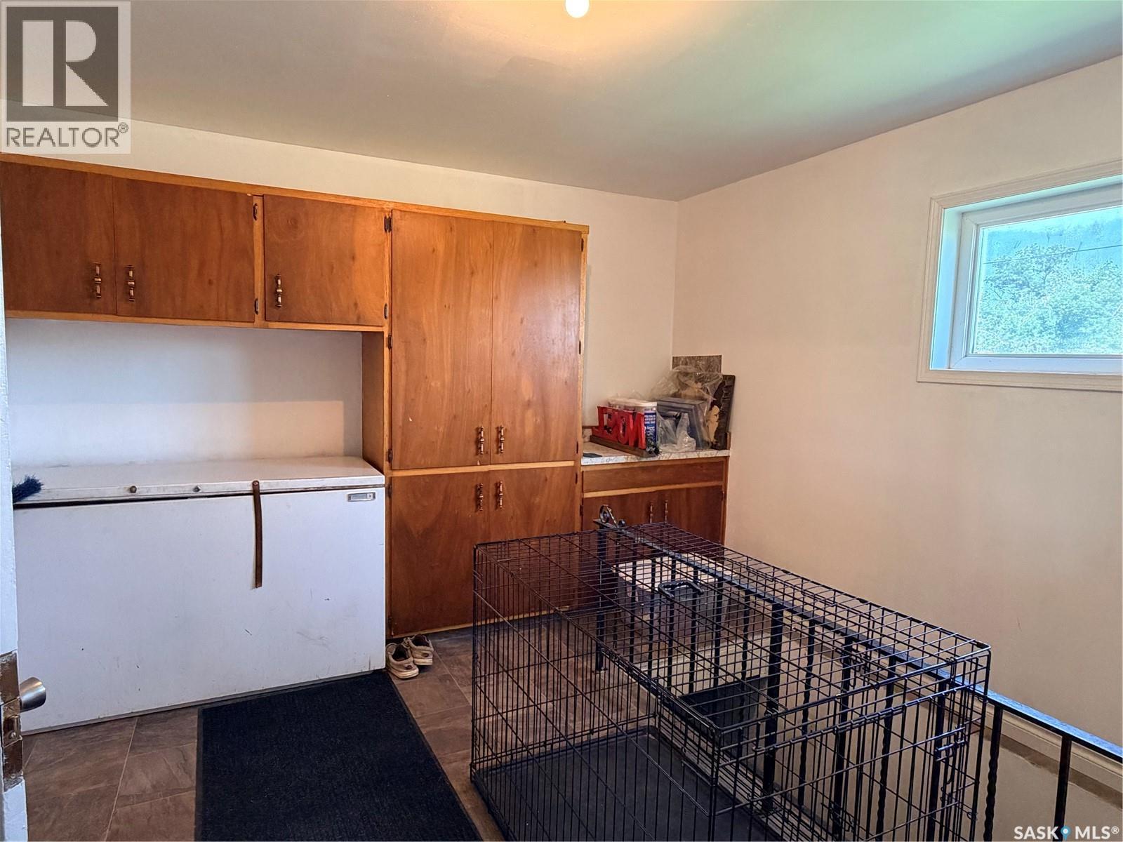 252 Railway AVENUE - 4