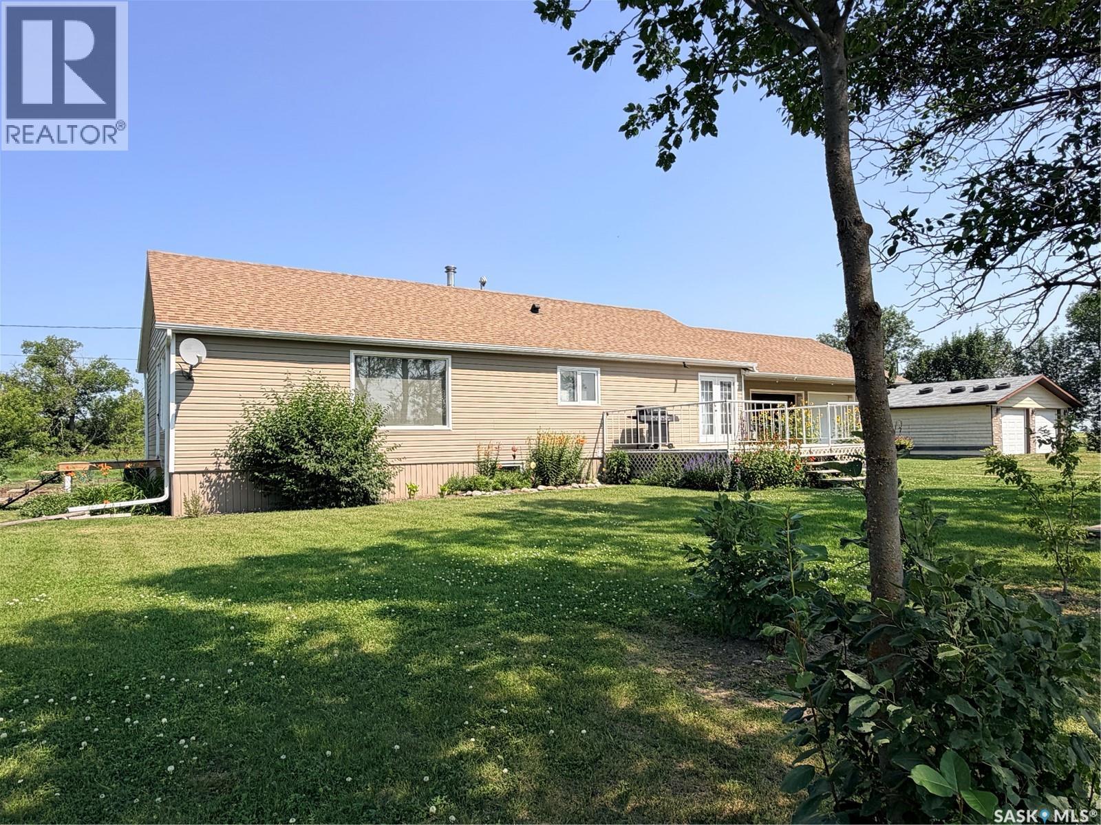 252 Railway AVENUE - 44