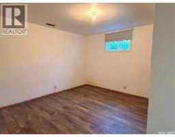 252 Railway Avenue, Forget, SK S0C0X0 Photo 25