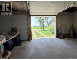 252 Railway Avenue, Forget, SK S0C0X0 Photo 32