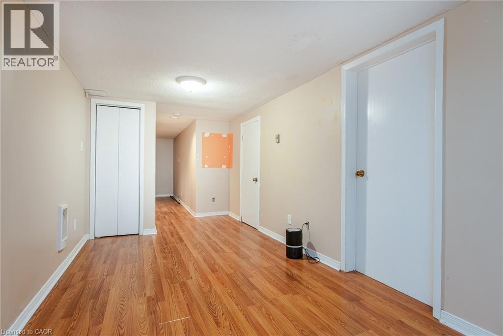 #C 304 BLUEVALE Street N - 29