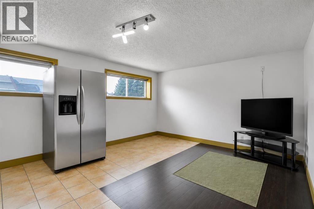 212 Pinetree Place NE - Image 27