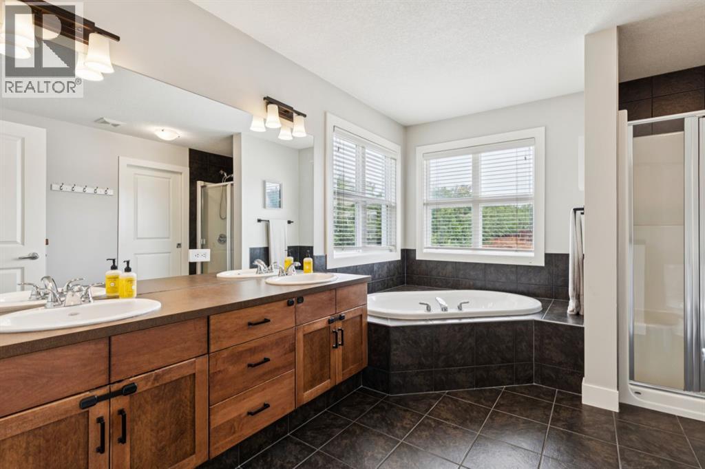 70 Cortina Way SW - 19