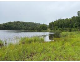 111 Ch. Des Trois-monts, La Peche, QC J0X3K0 Photo 11