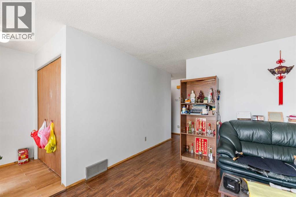 6772 Temple Drive NE - Image 9