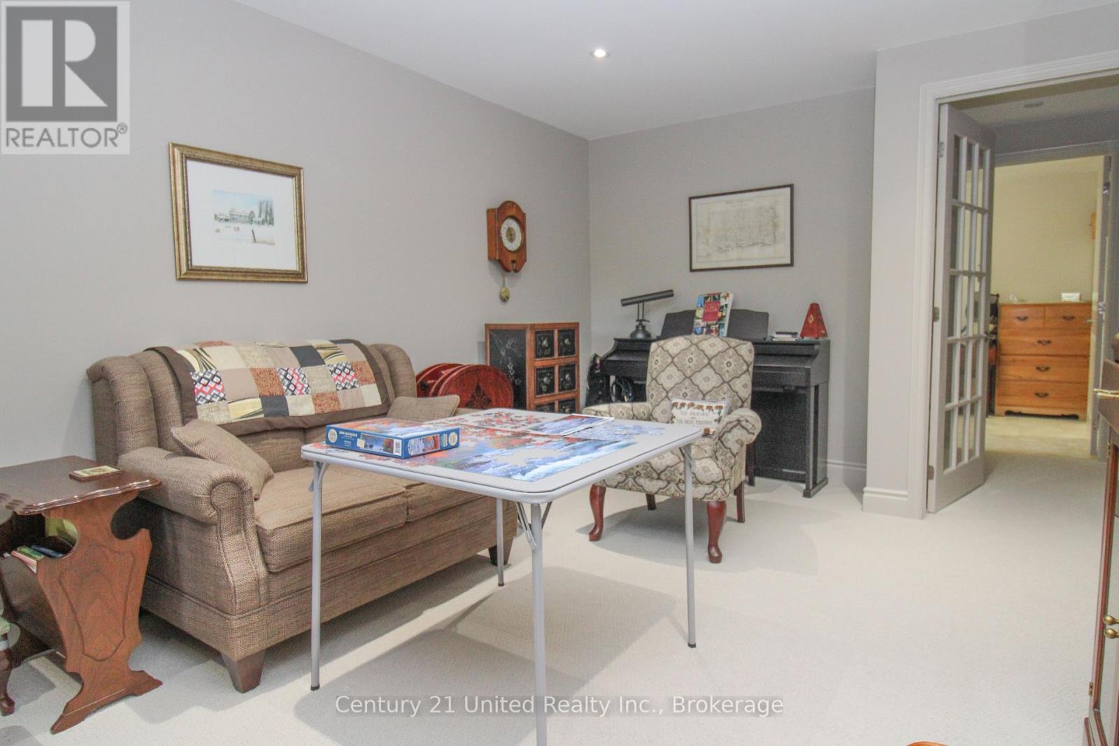 395 SAWMILL ROAD - Image 25