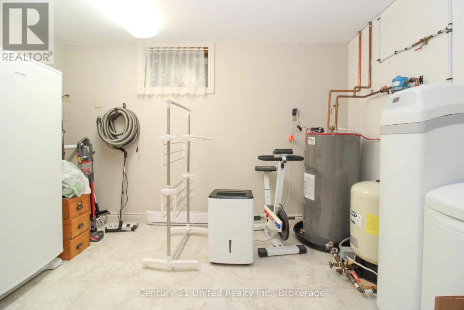 395 SAWMILL ROAD - Image 29