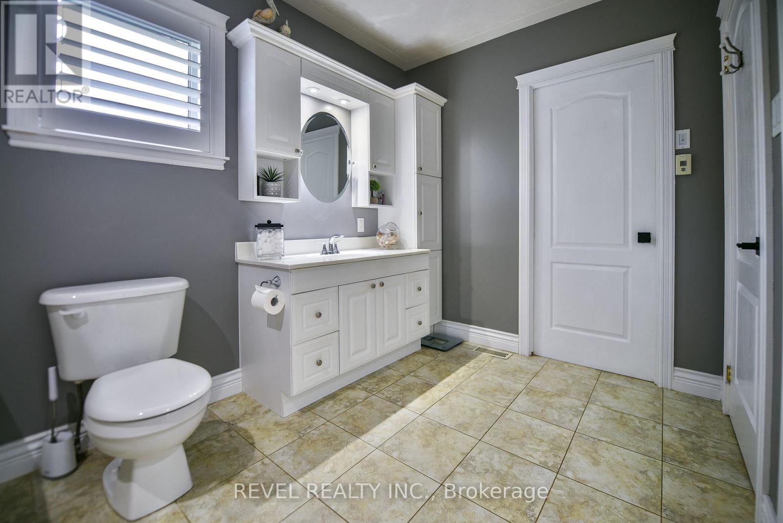 304 JV BONHOMME BOULEVARD - Image 29