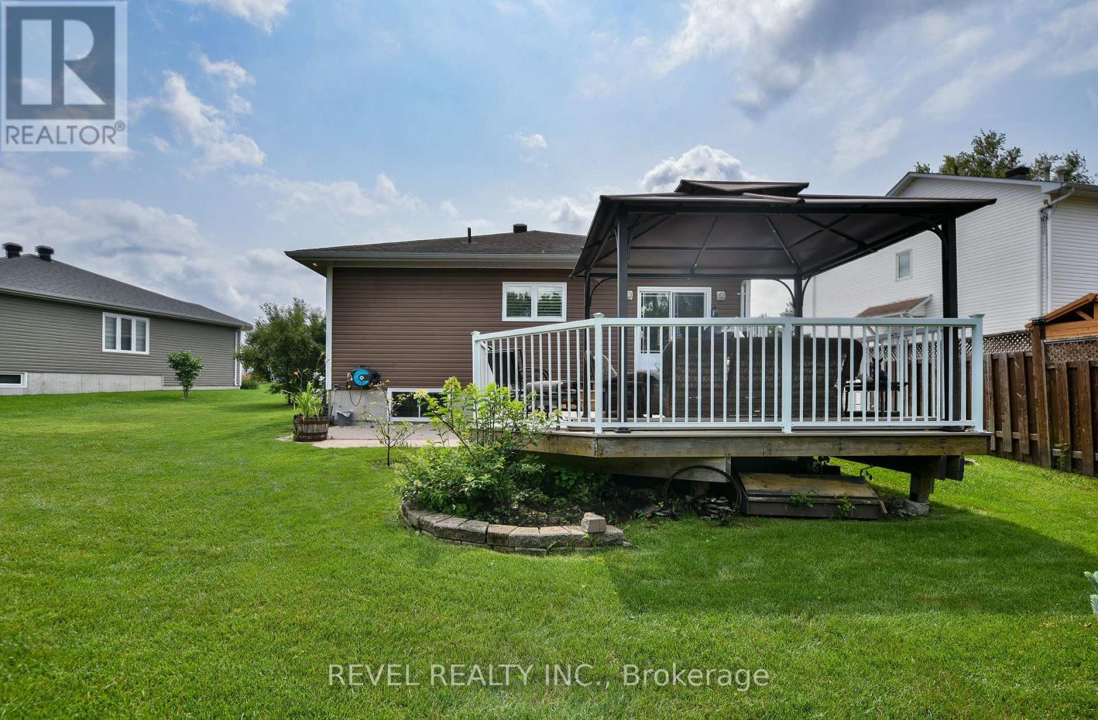 304 JV BONHOMME BOULEVARD - 3