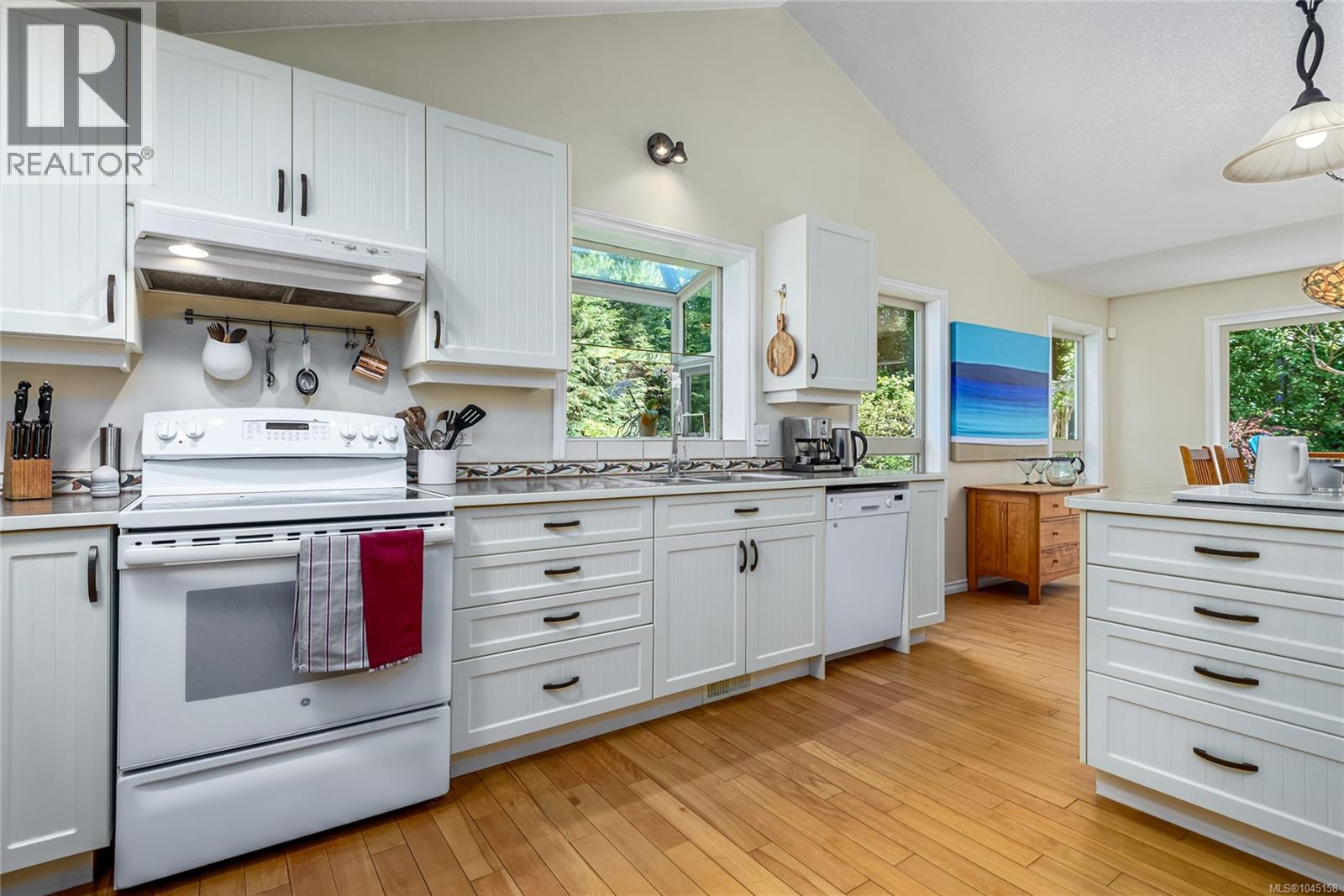 7478 Yake Rd - Image 8