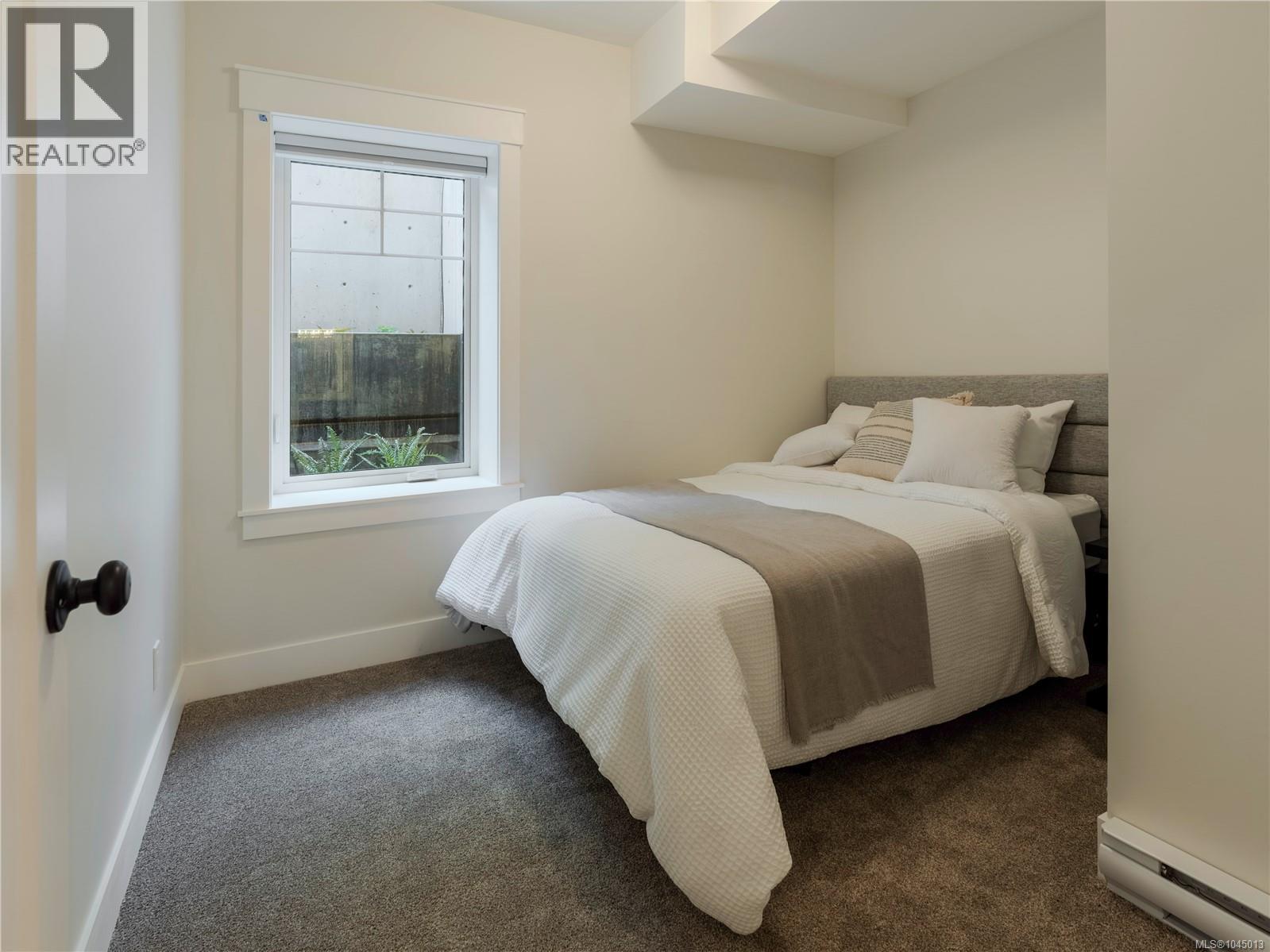 3 1830 Allenby Street, Saanich
