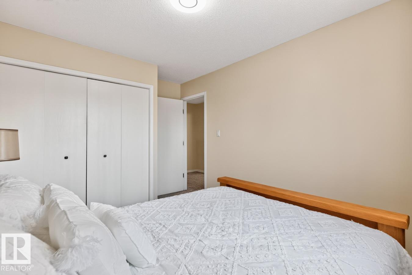 #23 3520 60 ST NW - 22